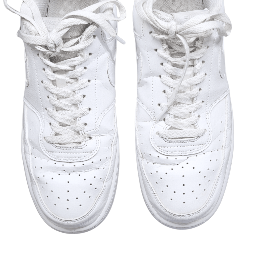 Eigenes Testfoto: Sneaker nach dem cleangang White Shoe Renovator